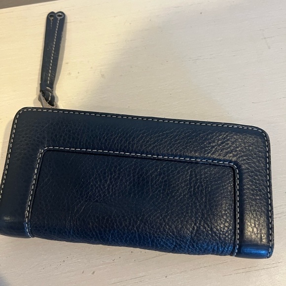 Marc by Marc Jacobs Bi Fold Leather Wallet - Picture 7 of 12